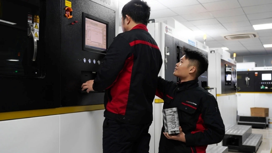 Production-Grade SLM in Practice: How HLH Prototypes Expands Metal AM Capacity with ZRapid Systems